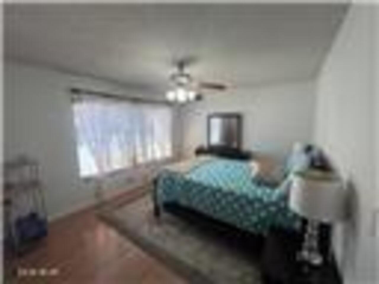 Listing Photo 9
