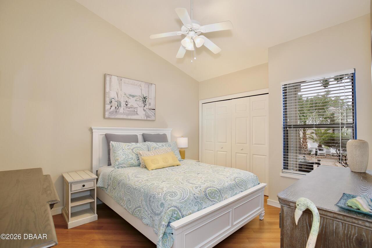 Listing Photo 10
