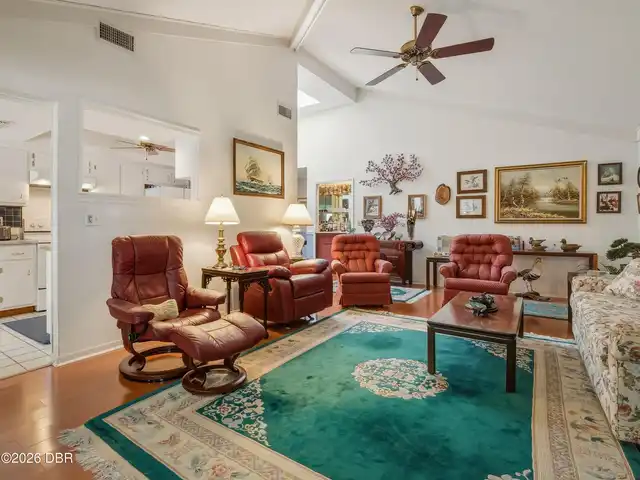Listing Photo 15