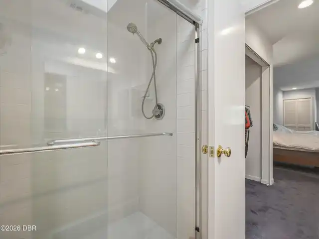 Listing Photo 37