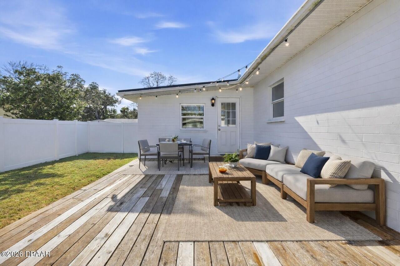 Listing Photo 11
