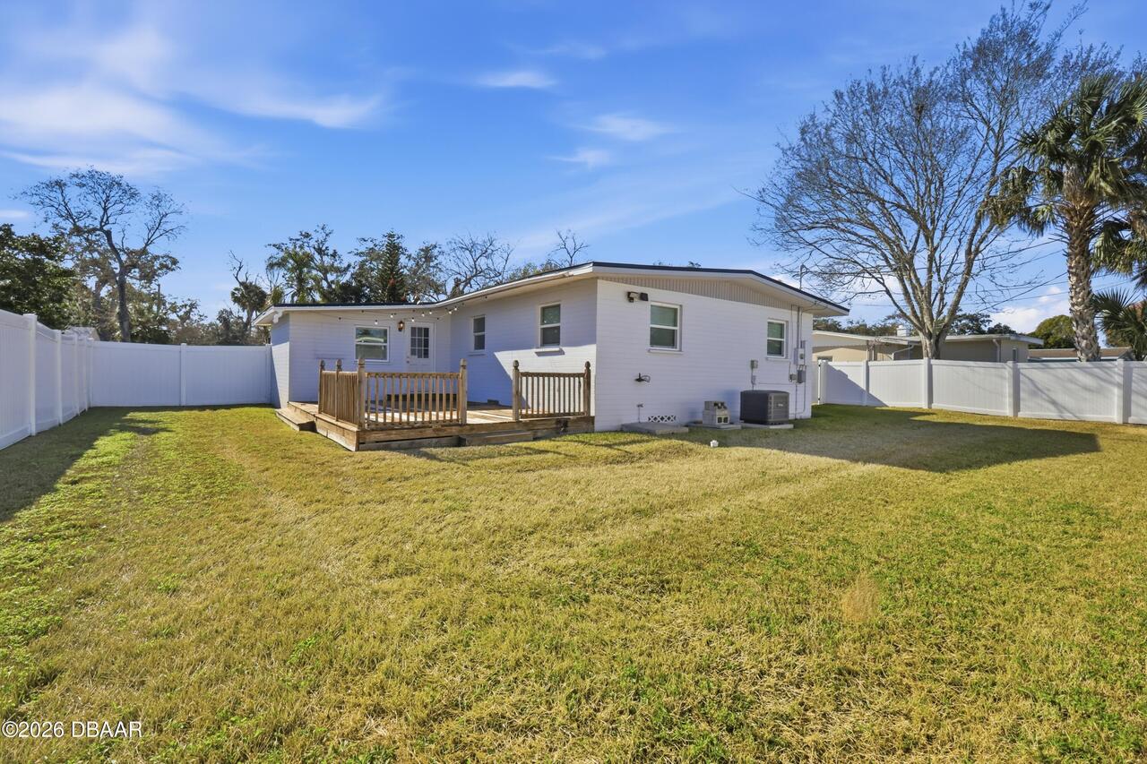 Listing Photo 12