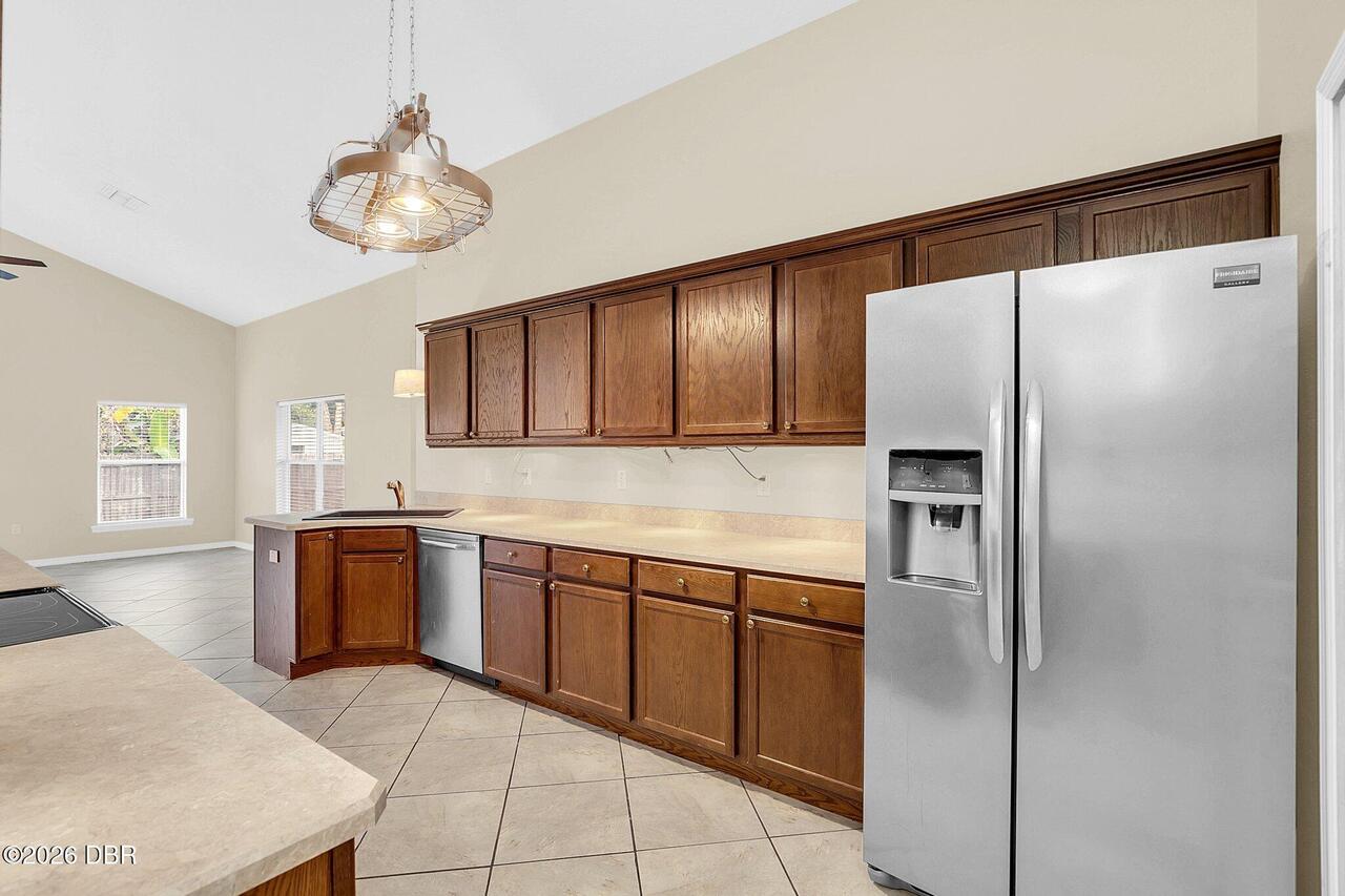 Listing Photo 14