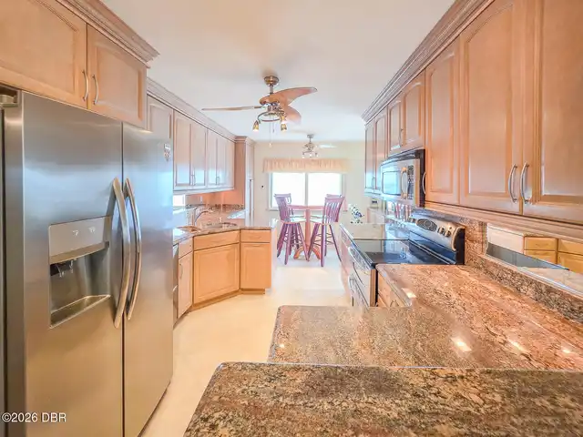 Listing Photo 17