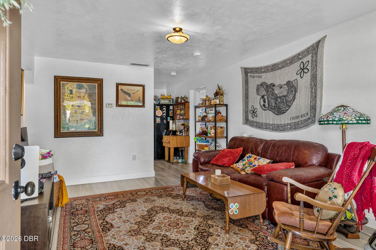 Listing Photo 7