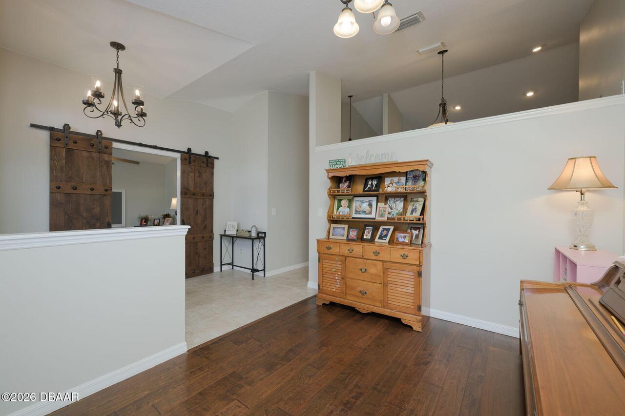 Listing Photo 7