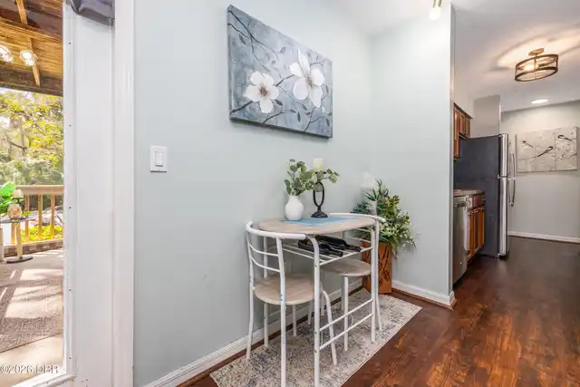 Listing Photo 7