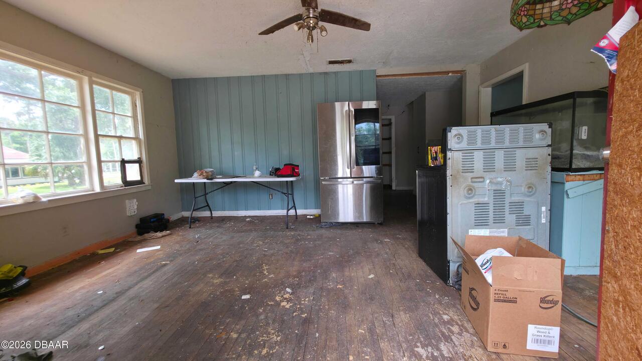 Listing Photo 9