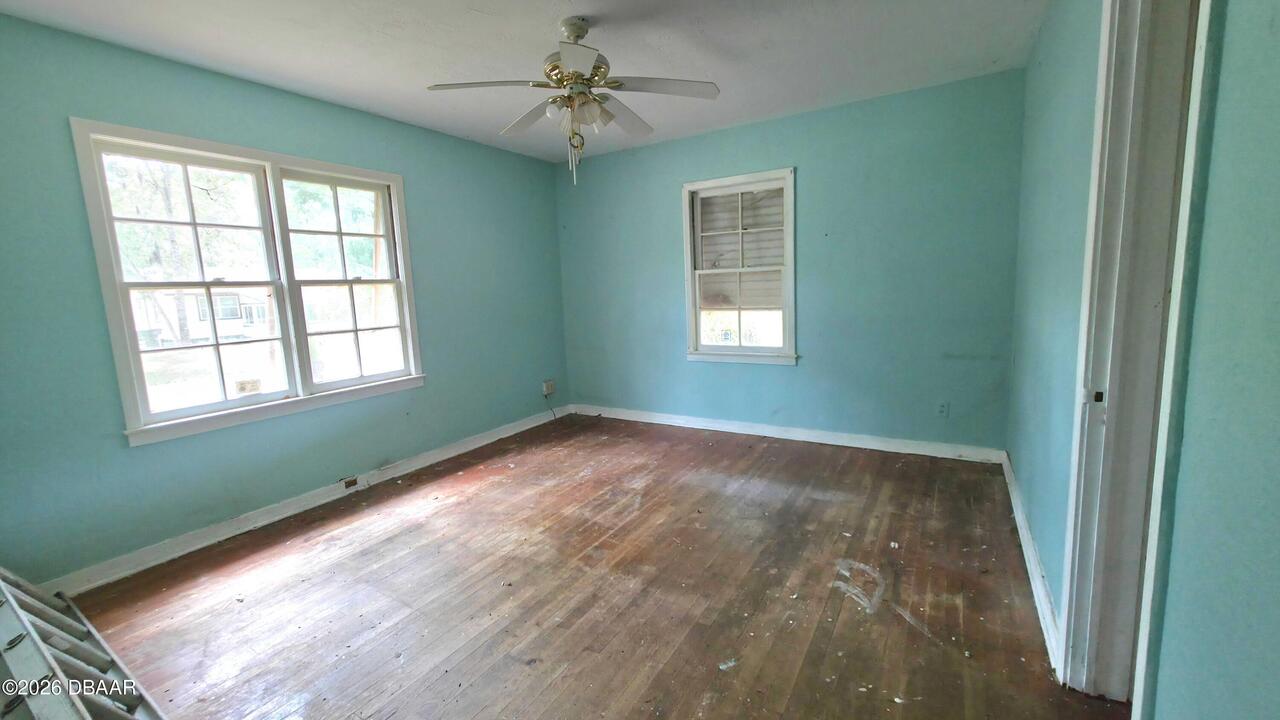 Listing Photo 14