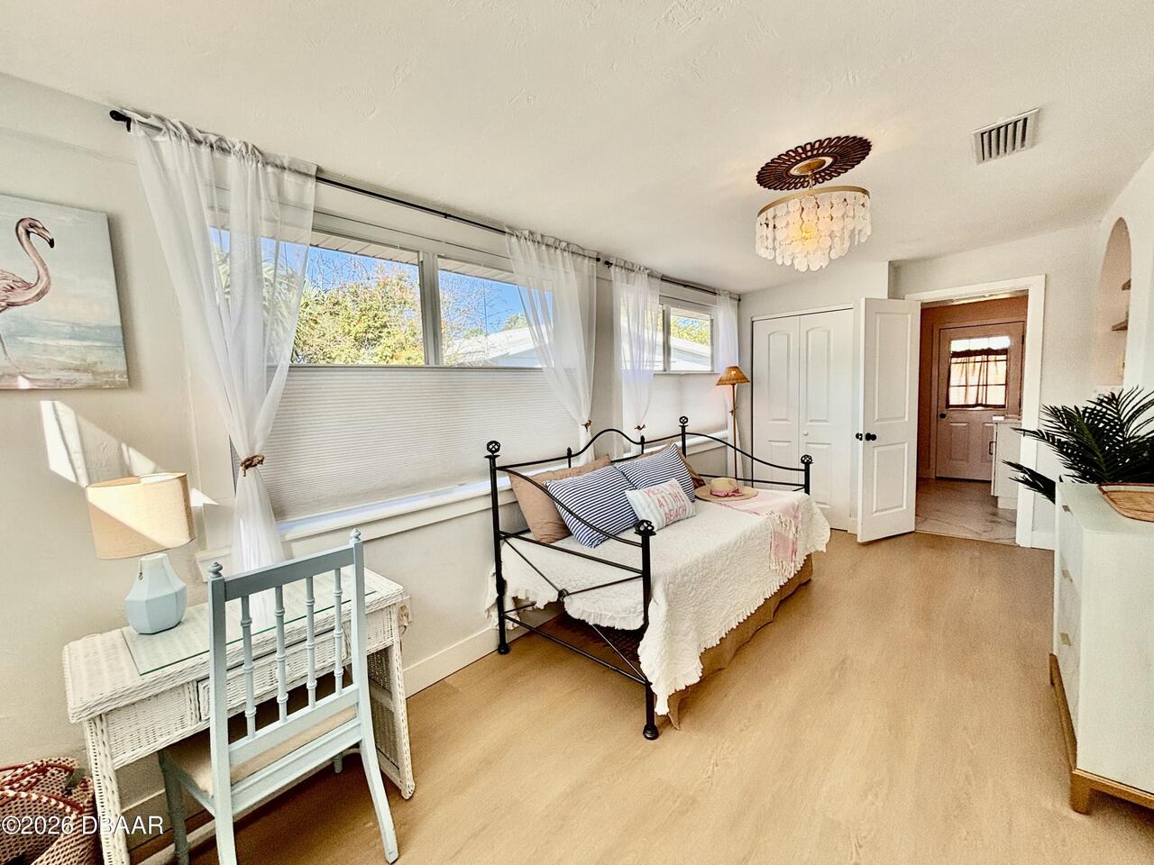 Listing Photo 16