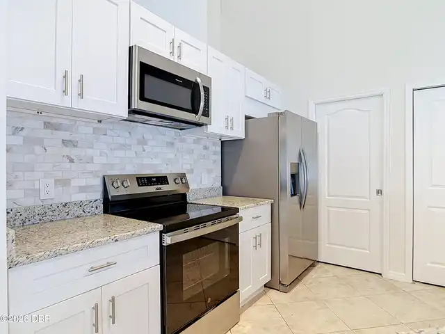 Listing Photo 16