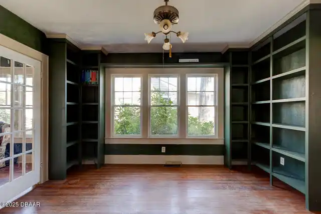 Listing Photo 24