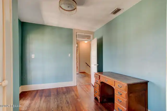 Listing Photo 31