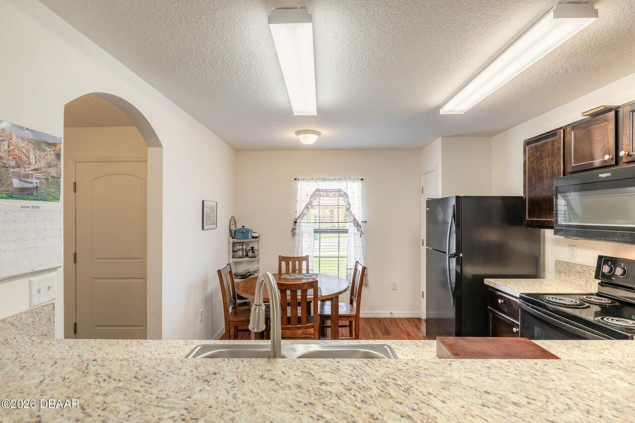 Listing Photo 7