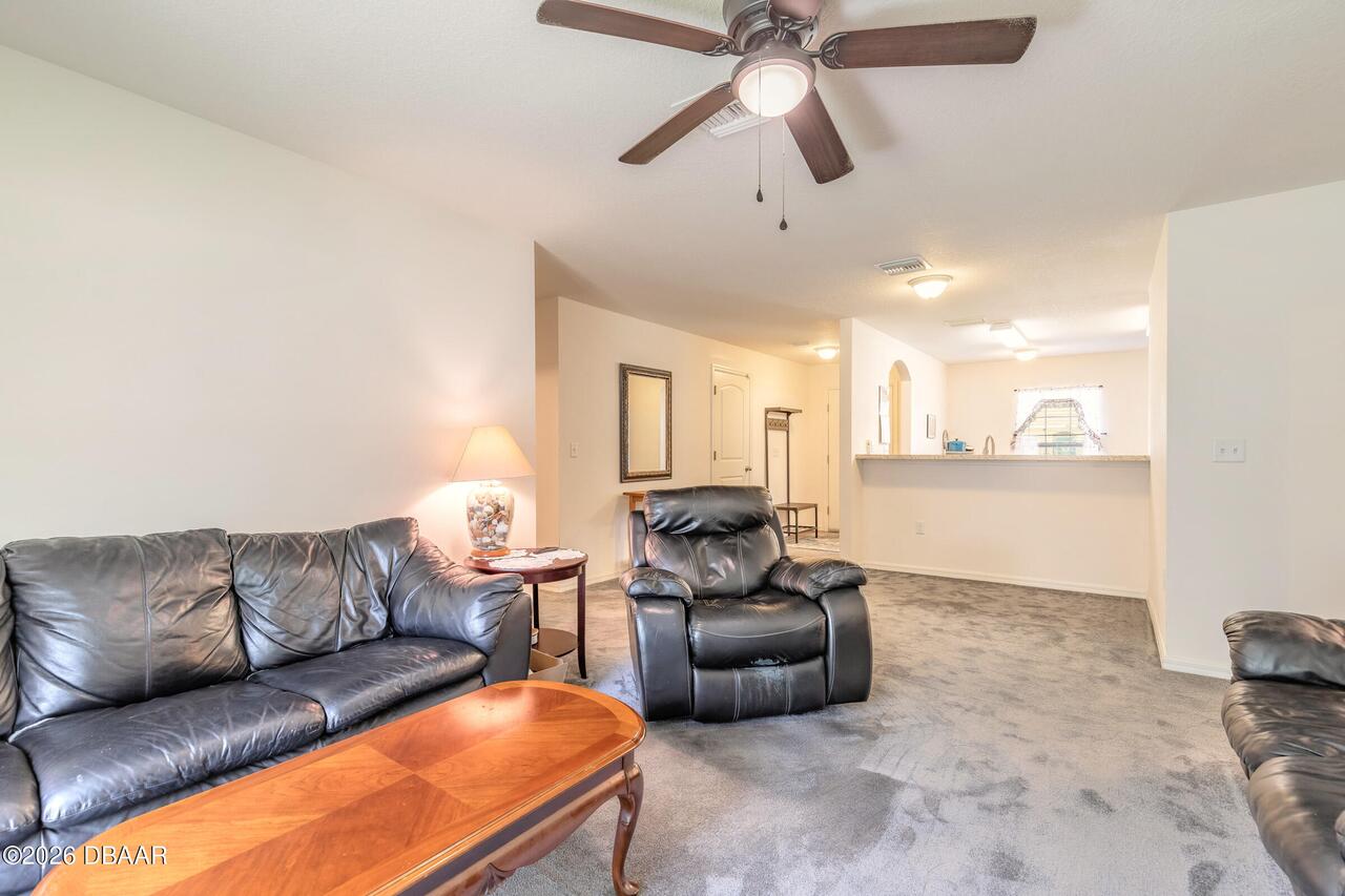 Listing Photo 11