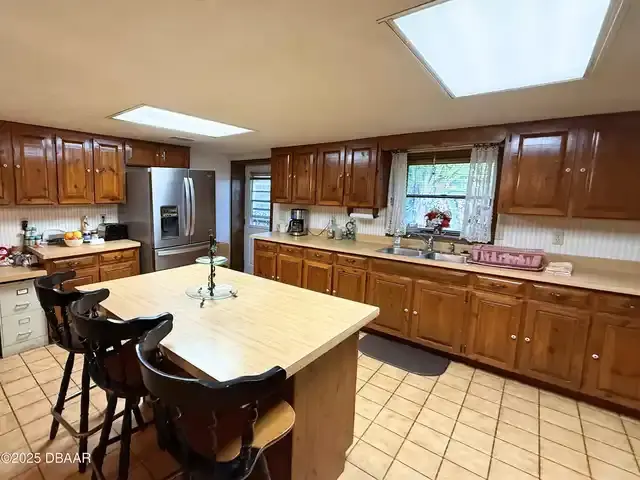 Listing Photo 15