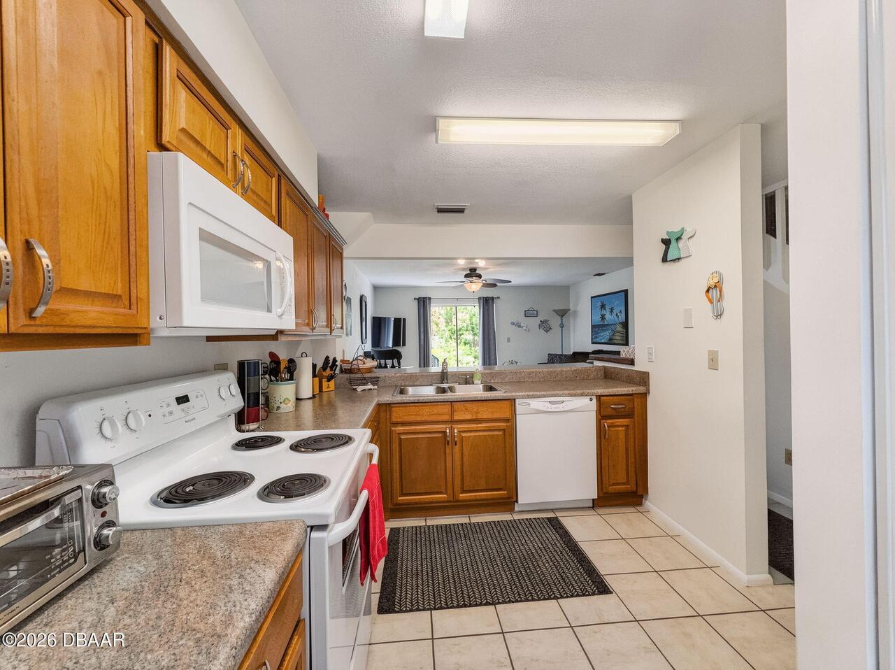 Listing Photo 8
