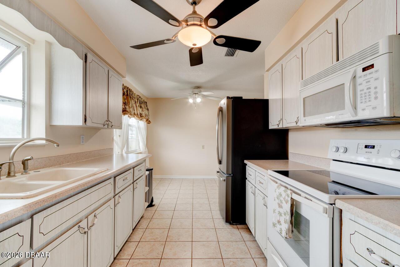 Listing Photo 8