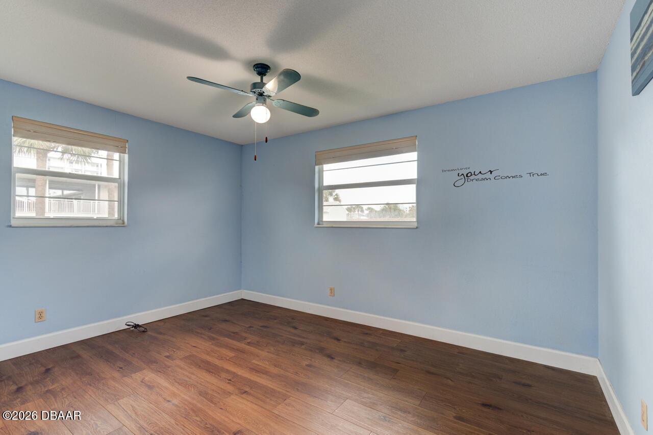 Listing Photo 14