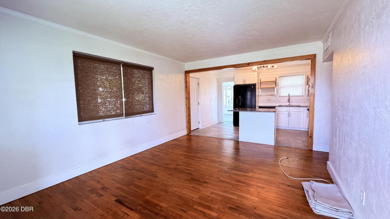 Listing Photo 7