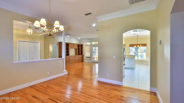 Listing Photo 17