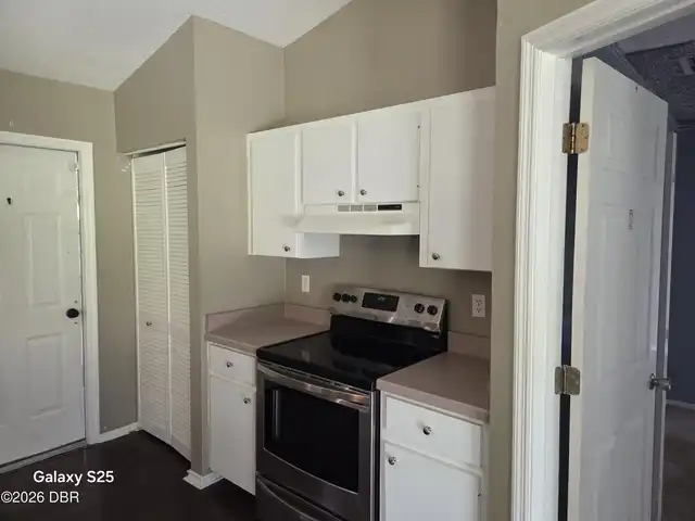 Listing Photo 7