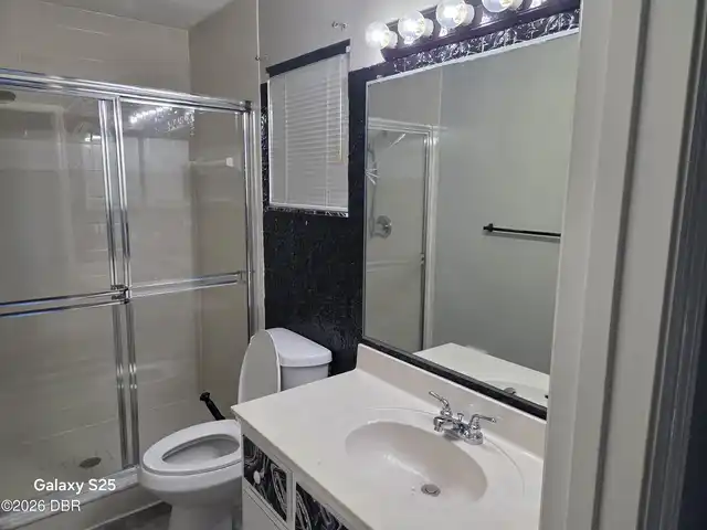 Listing Photo 11