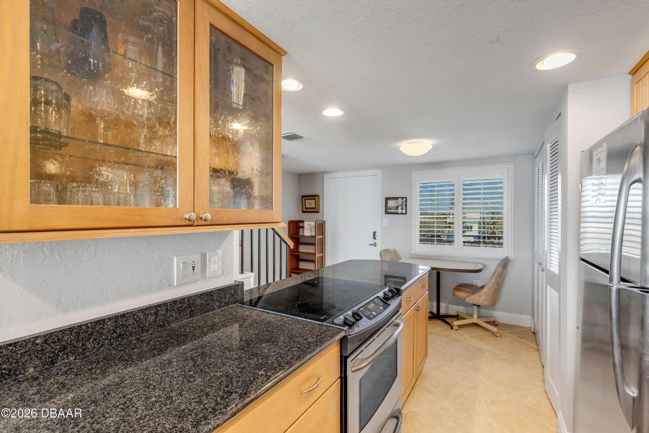 Listing Photo 10