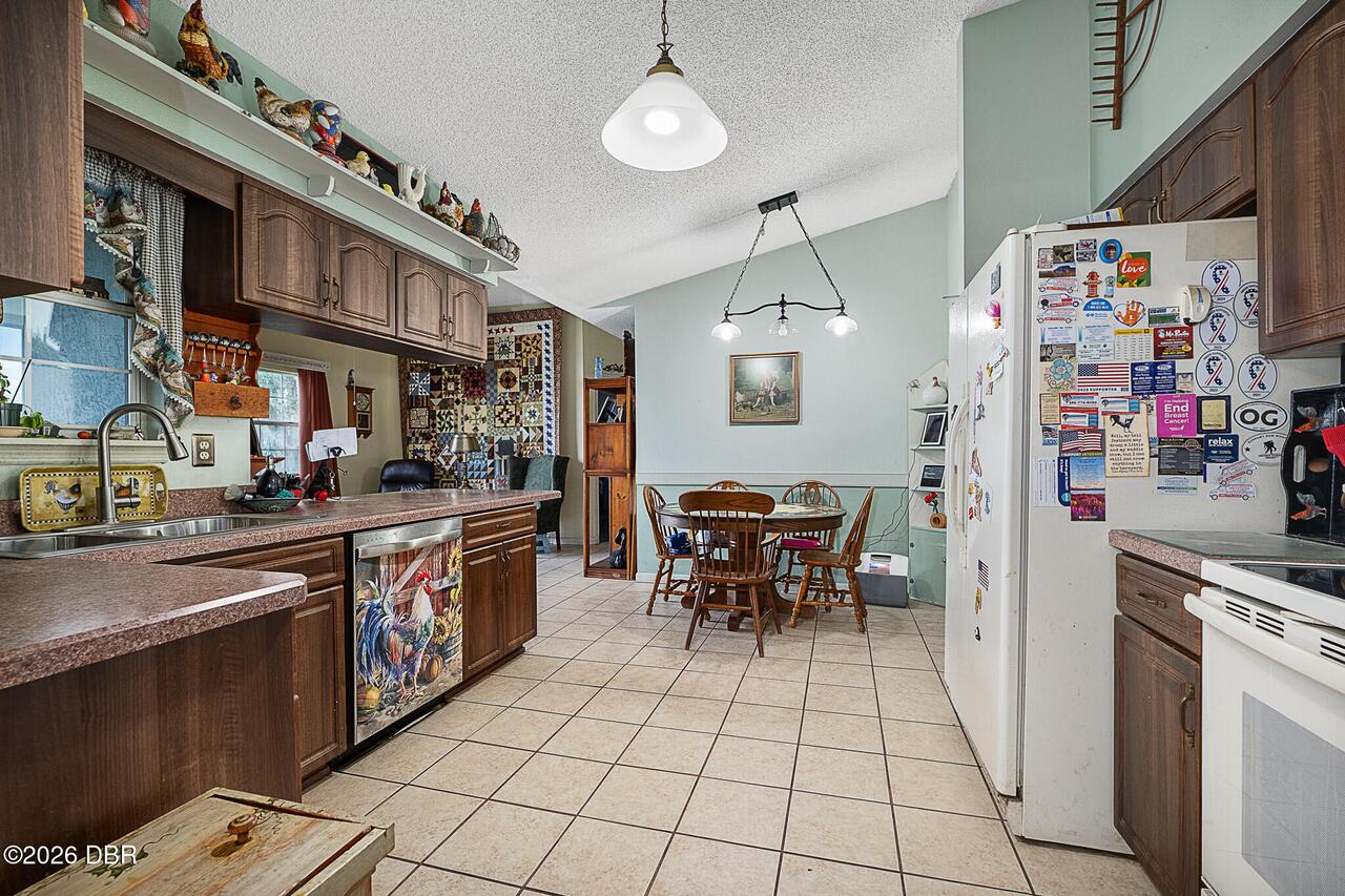 Listing Photo 7