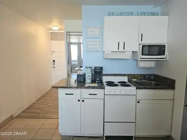 Listing Photo 8