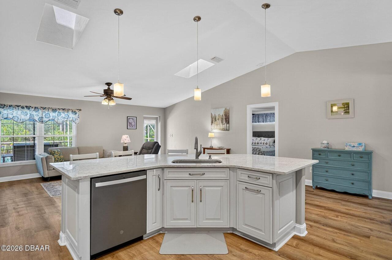 Listing Photo 18