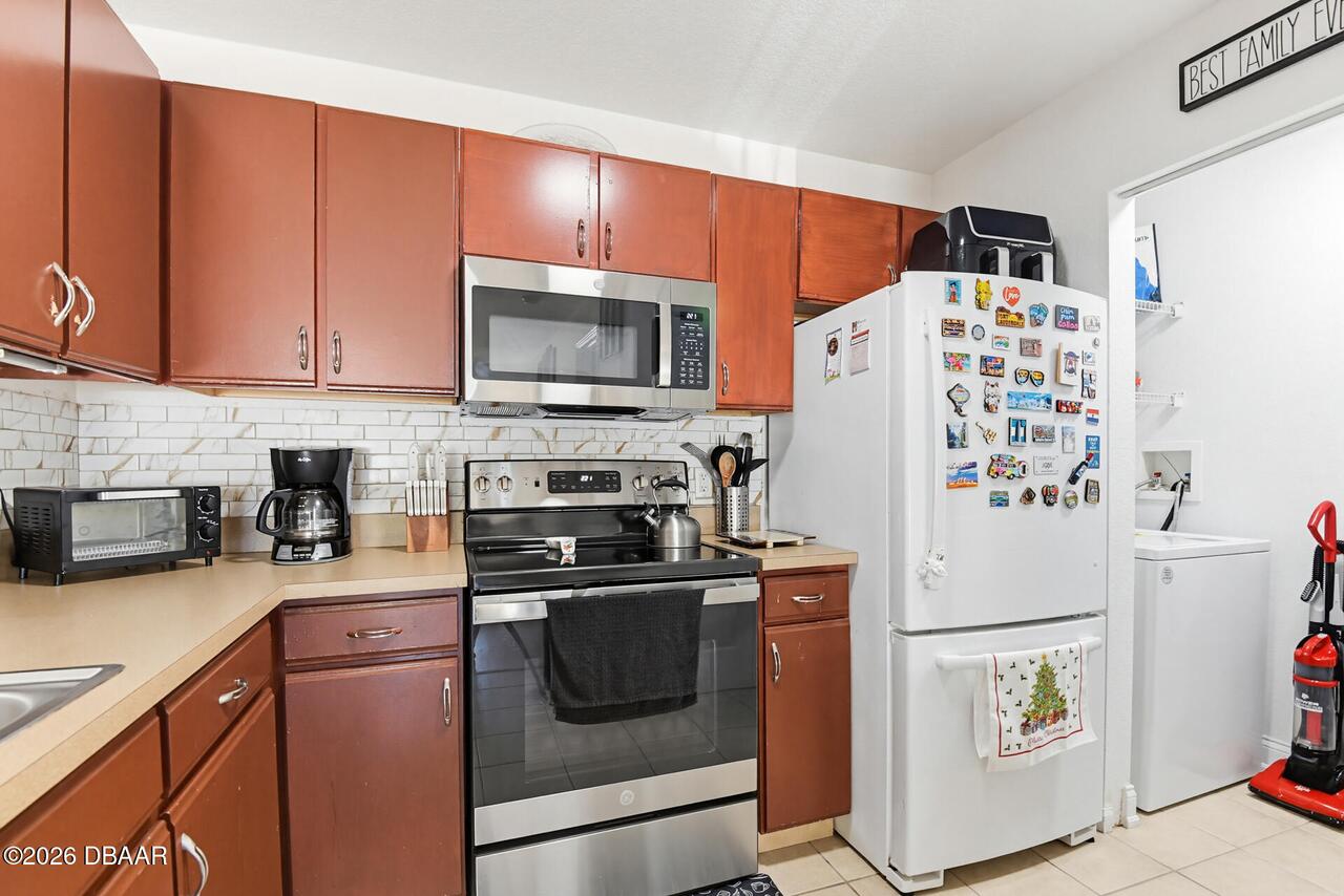 Listing Photo 11