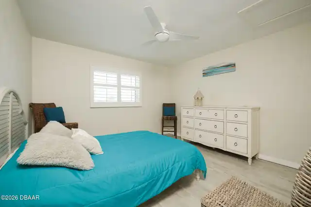 Listing Photo 14