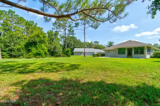 Listing Photo 11