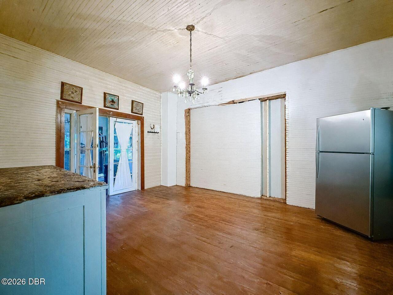 Listing Photo 7