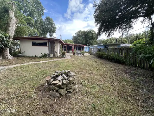Listing Photo 8