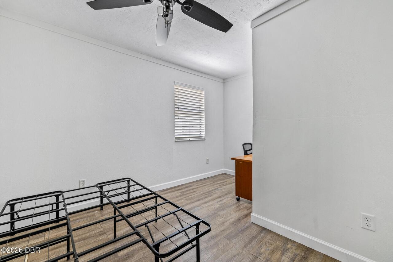 Listing Photo 17