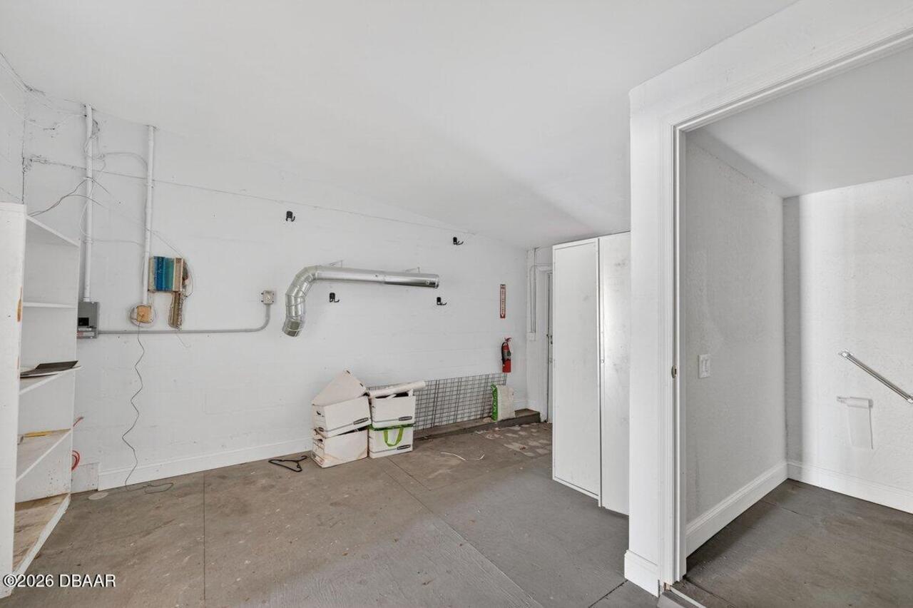Listing Photo 9