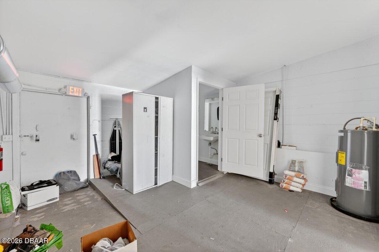 Listing Photo 10