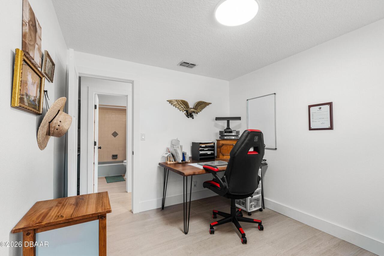 Listing Photo 25