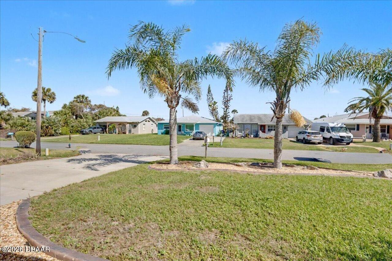 Listing Photo 7