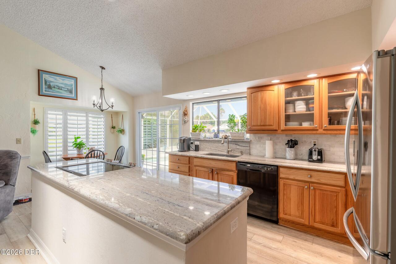 Listing Photo 17