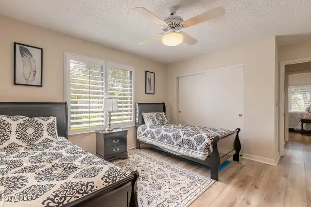 Listing Photo 29