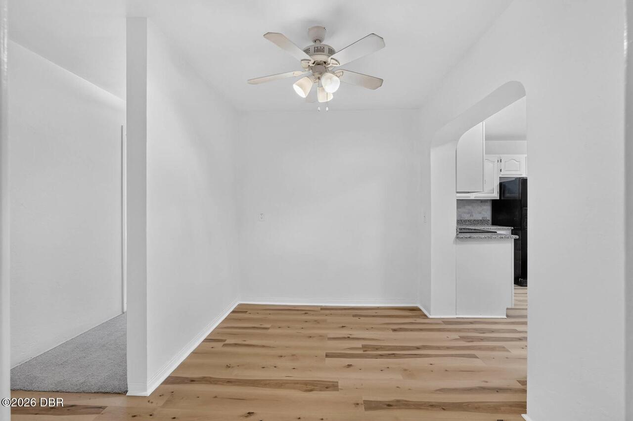Listing Photo 9