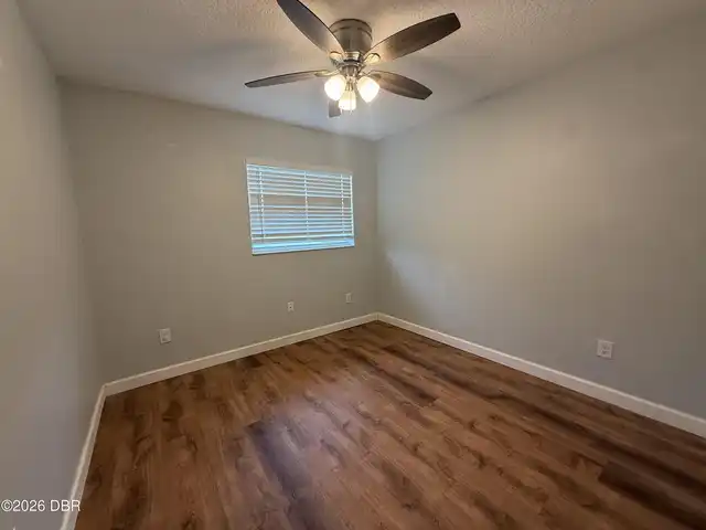 Listing Photo 6