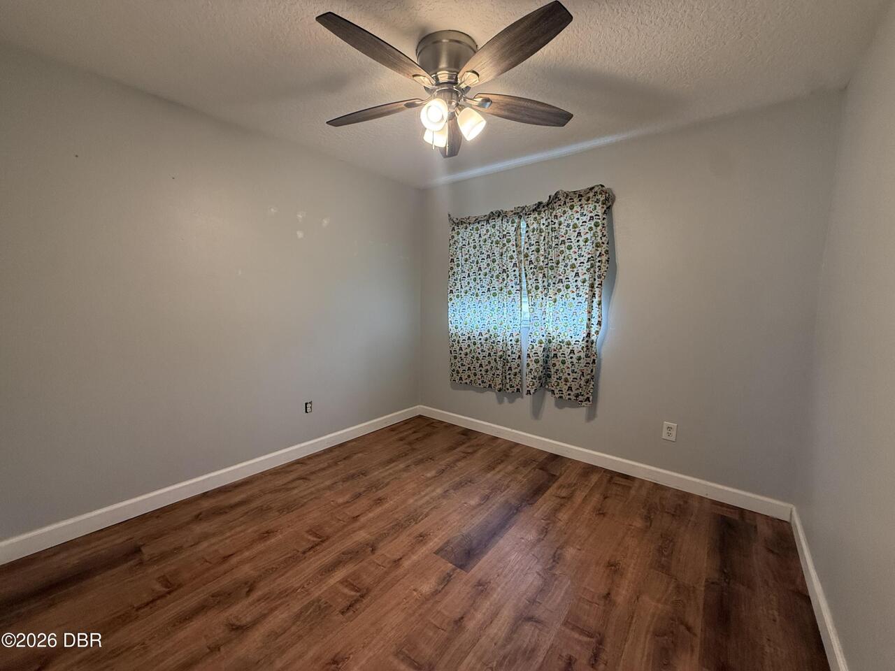 Listing Photo 7