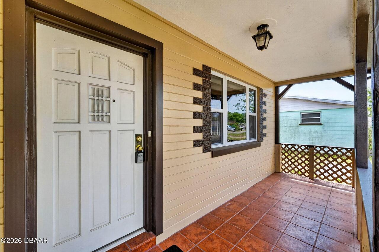 Listing Photo 10