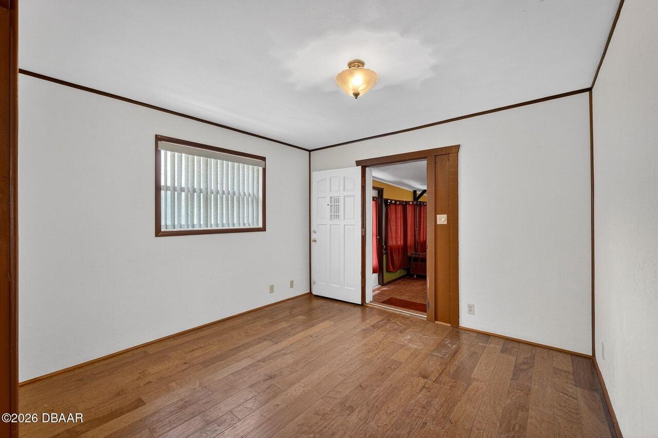 Listing Photo 25