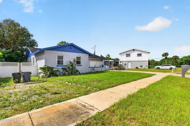 Listing Photo 10
