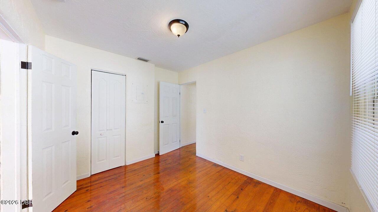Listing Photo 14